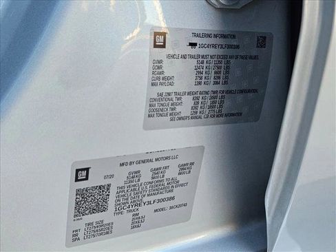 Used 2020 Chevrolet Silverado 2500 High Country w/ Z71 Off-Road Package image 26