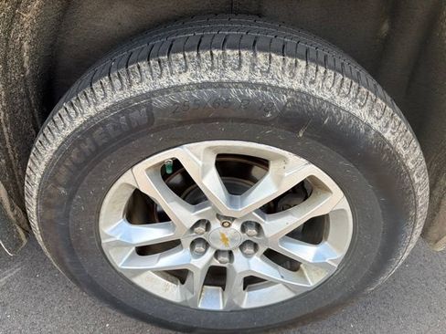 Used 2018 Chevrolet Traverse LT AWD/4WD image 9