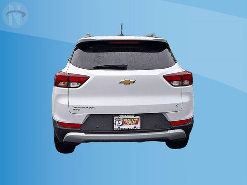 Used 2025 Chevrolet TrailBlazer LT w/ Convenience Package AWD/4WD image 7