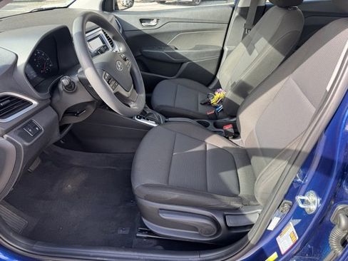 Used 2022 Hyundai Accent SE image 15