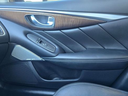 Used 2017 INFINITI Q50 3.0t Premium w/ Driver Assistance Package image 40