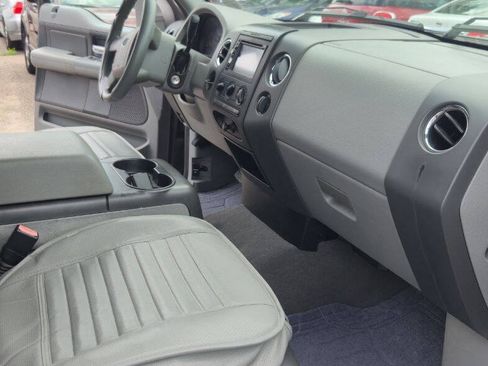 Used 2006 Ford F150 XLT RWD image 16