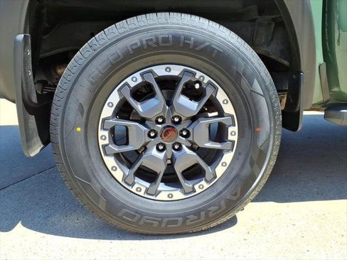 Used 2023 Nissan Frontier PRO-4X w/ Pro Convenience Package AWD/4WD image 8