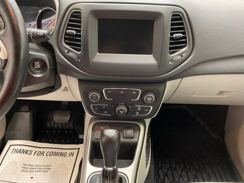 Used 2020 Jeep Compass Latitude w/ Popular Equipment Group image 27