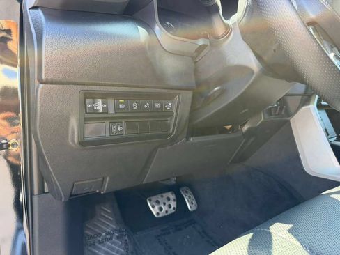Used 2022 Toyota Tundra SR5 w/ TRD Off-Road Premium Package AWD/4WD image 29