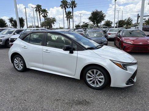 Certified 2024 Toyota Corolla SE w/ SE Package FWD image 1