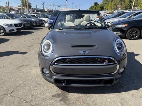 Used 2017 MINI Cooper S image 2