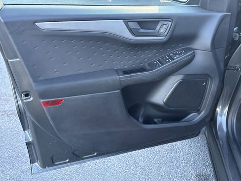 Certified 2020 Ford Escape S image 10