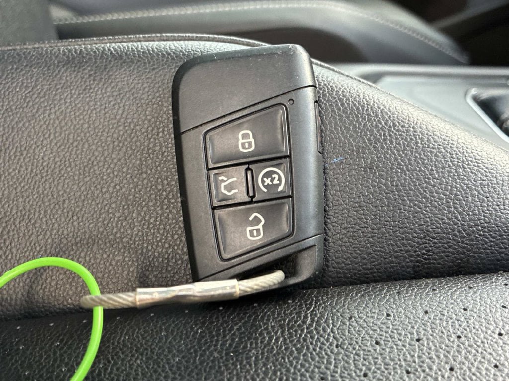 Used 2024 Volkswagen Tiguan SE FWD image 9