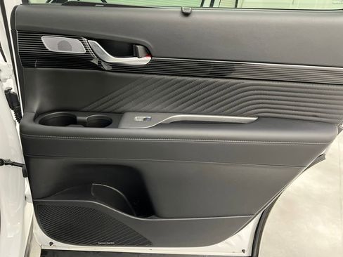 Used 2024 Hyundai Palisade Calligraphy image 22
