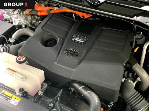 Certified 2025 Toyota Tundra Capstone AWD/4WD image 33