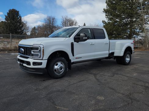 New 2026 Ford F350 Platinum AWD/4WD image 3