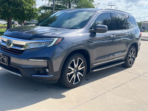 Used 2019 Honda Pilot Touring image 5