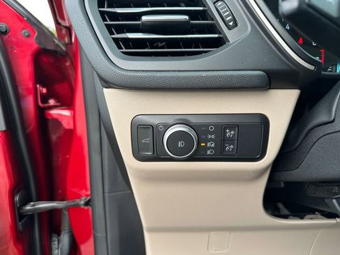 Used 2020 Ford Escape SEL image 21