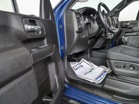 Certified 2024 Chevrolet Silverado 2500 Custom w/ Custom Value Package AWD/4WD image 7