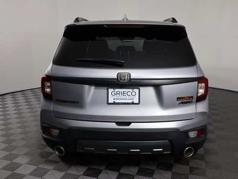 Used 2023 Honda Passport TrailSport image 7