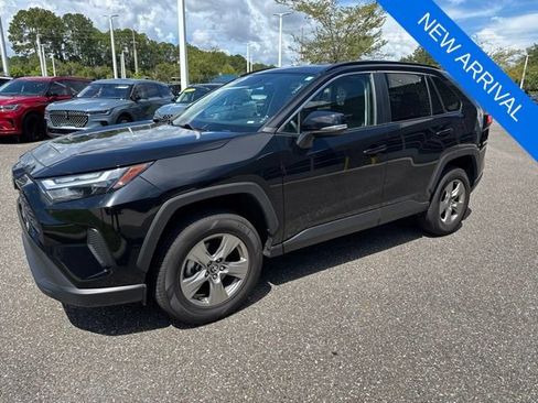 Used 2024 Toyota RAV4 XLE AWD/4WD image 14