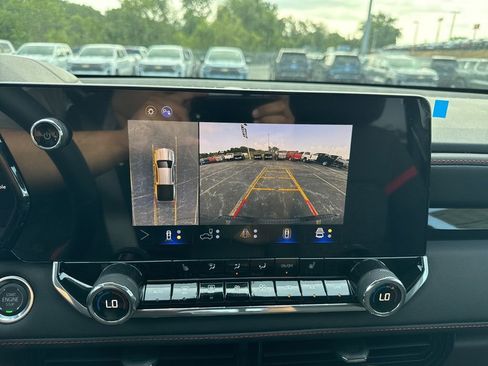 New 2026 Chevrolet Colorado Z71 w/ Technology Package image 23