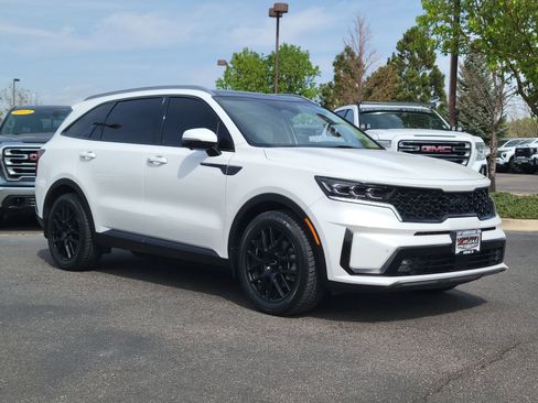 Used 2023 Kia Sorento SX Prestige w/ Panoramic Sunroof Package AWD/4WD image 1
