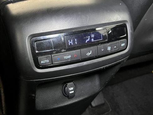 Used 2022 Hyundai Palisade SEL image 18