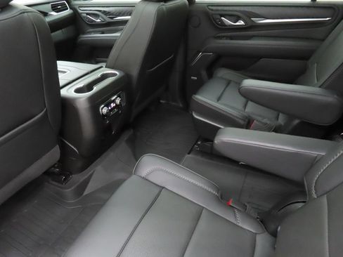 Used 2023 GMC Yukon XL Denali w/ LPO, Floor Liner Package AWD/4WD image 21