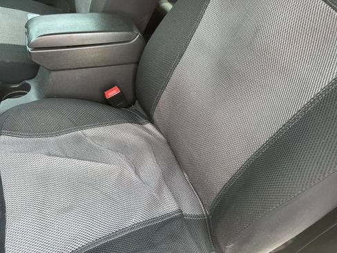 Used 2010 Chevrolet Colorado LT image 4