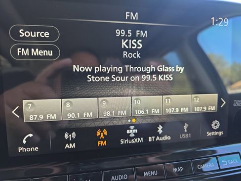 Used 2022 Nissan Pathfinder SL w/ SL Premium Package image 14