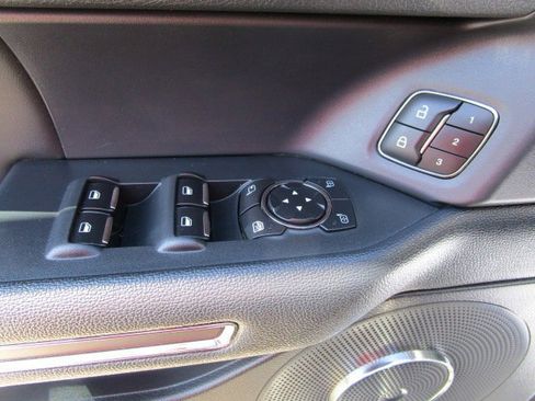 Used 2022 Ford Expedition XLT AWD/4WD image 13