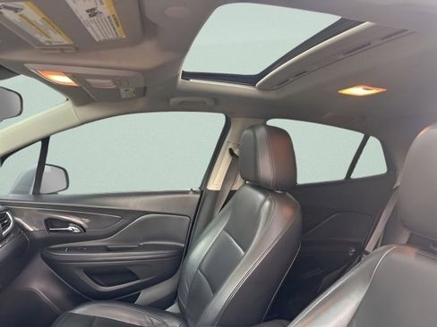Used 2018 Buick Encore Essence image 14