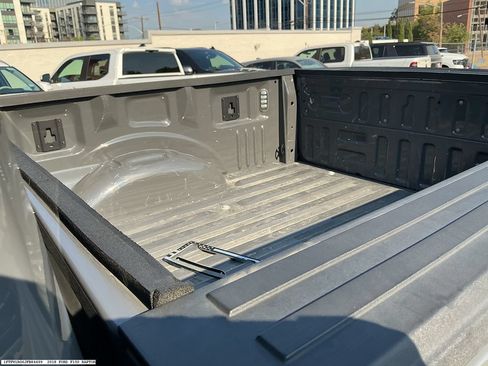 Used 2018 Ford F150 Raptor w/ Equipment Group 801A Mid AWD/4WD image 10