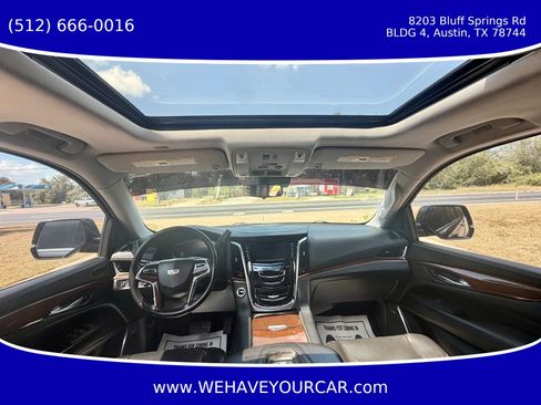 Used 2020 Cadillac Escalade ESV Luxury AWD/4WD image 10