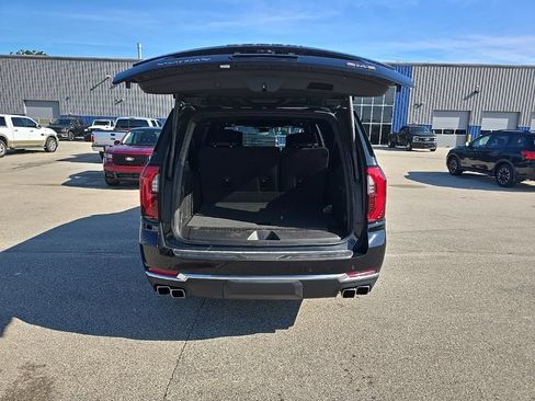 Used 2026 GMC Yukon XL Denali w/ Denali Reserve Package AWD/4WD image 6