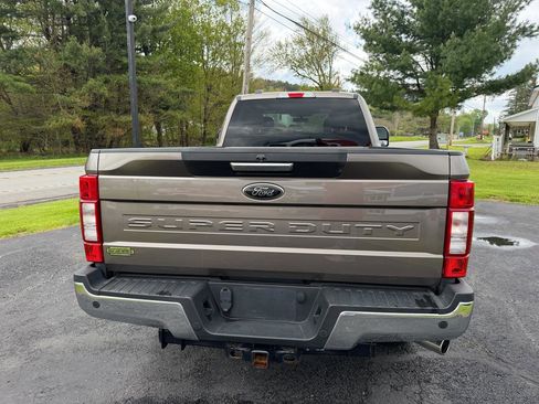 Used 2022 Ford F250 XLT w/ XLT Premium Package AWD/4WD image 6