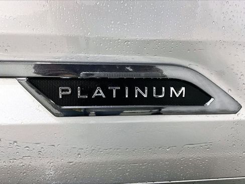 Used 2025 Toyota Tundra Platinum AWD/4WD image 9