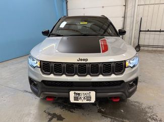 New 2026 Jeep Compass Trailhawk w/ Sun, Sound & Navigation Group video 3