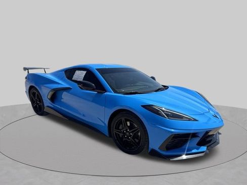 Used 2021 Chevrolet Corvette Stingray Preferred Cpe w/ Z51 Performance Package RWD image 5