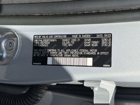 Used 2023 Volvo XC60 B5 Plus w/ Protection Package Premier FWD image 37