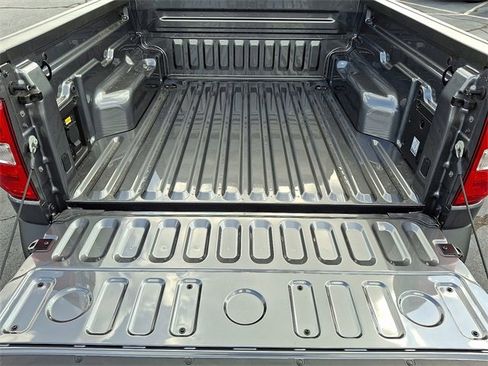 New 2025 Ford Maverick XLT w/ XLT Luxury Package image 19