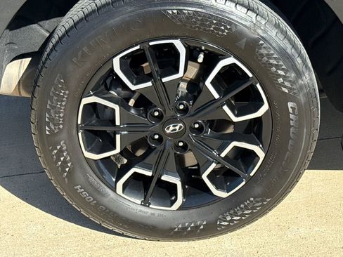 Used 2024 Hyundai Santa Cruz SEL w/ Activity Package image 9