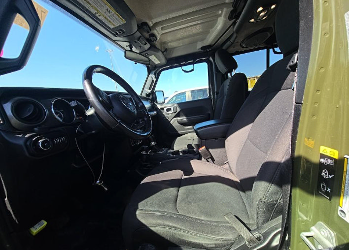 Used 2022 Jeep Wrangler Unlimited Sport AWD/4WD image 5