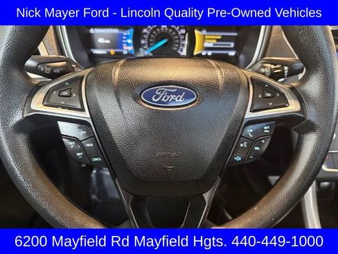 Used 2020 Ford Fusion SE image 11