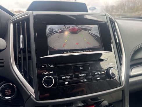 Used 2019 Subaru Forester Premium image 17