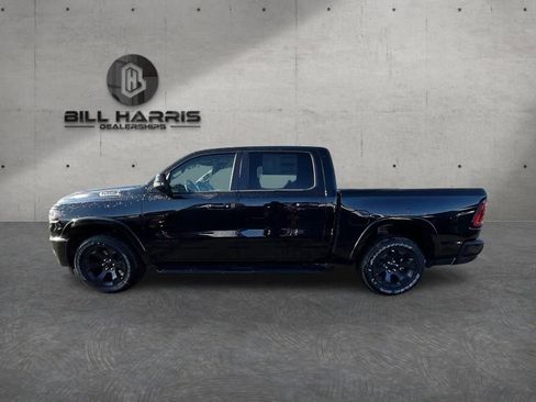New 2026 RAM 1500 4x4 Crew Cab image 10
