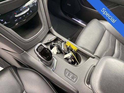 Used 2019 Cadillac XT5 Platinum AWD/4WD image 24