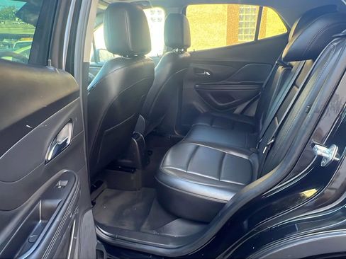 Used 2019 Buick Encore Essence FWD image 30