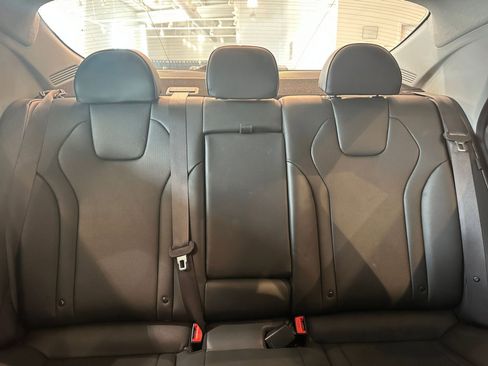 Used 2025 Hyundai Elantra Limited image 38