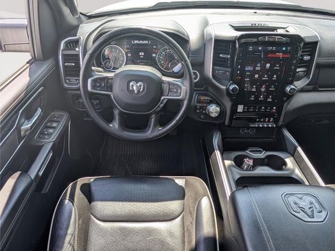 Used 2023 RAM 1500 Laramie AWD/4WD image 18
