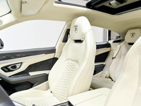 Used 2020 Lamborghini Urus AWD/4WD image 15