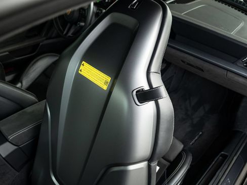 Certified 2022 Porsche 911 GT3 RWD image 22