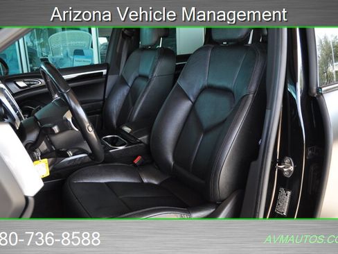 Used 2014 Porsche Cayenne S AWD/4WD image 17